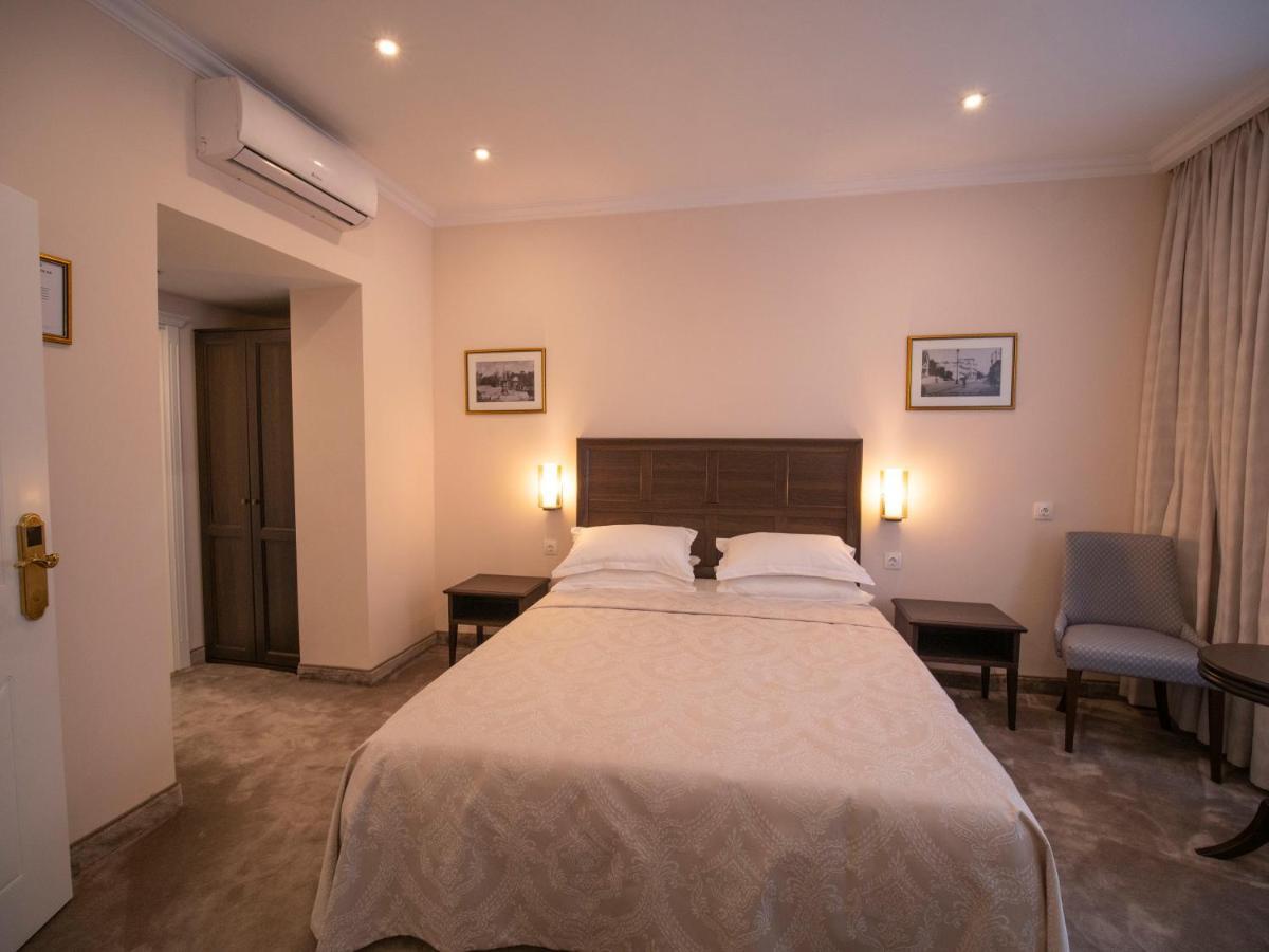 Double Deluxe Room with Disability Access